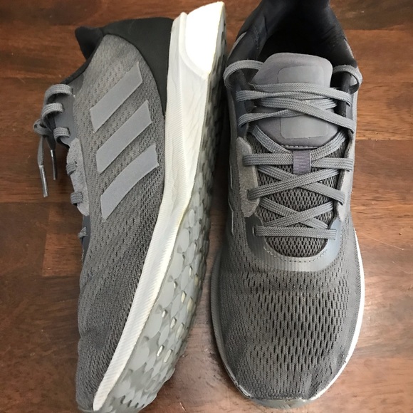 Adidas Cloud foam gray men’s shoes size 8 - Picture 2 of 6